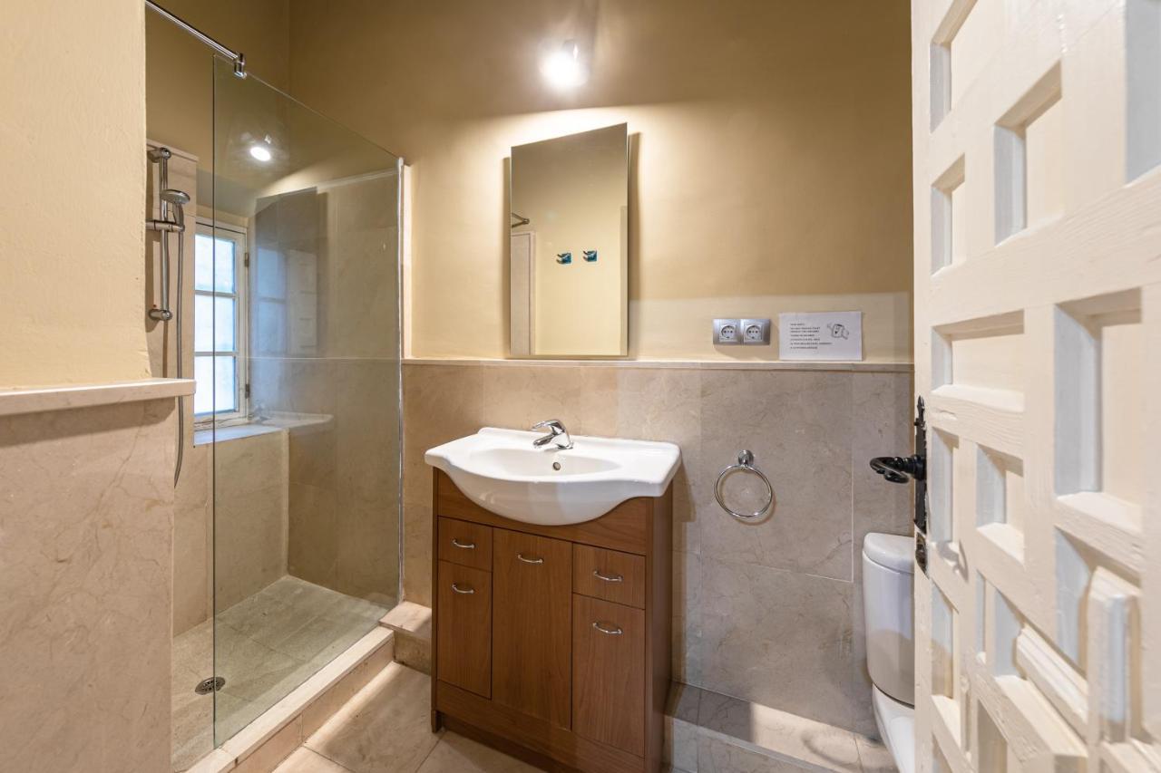 Apartmán Aoa Plaza Santa Marta Sevilla Exteriér fotografie